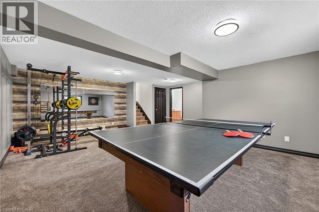 195 Locheed Drive, Hamilton, ON
