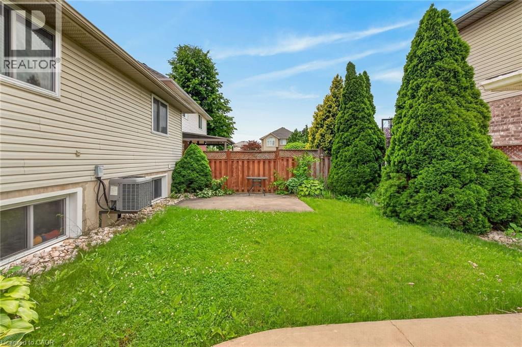 195 Locheed Drive, Hamilton, ON