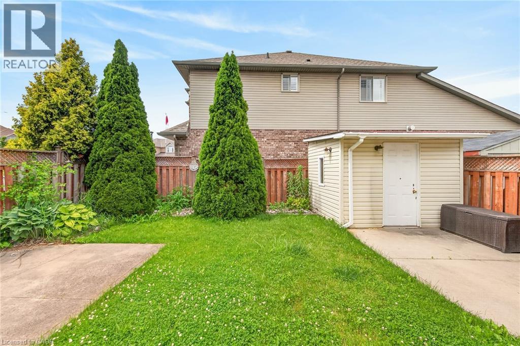 195 Locheed Drive, Hamilton, ON