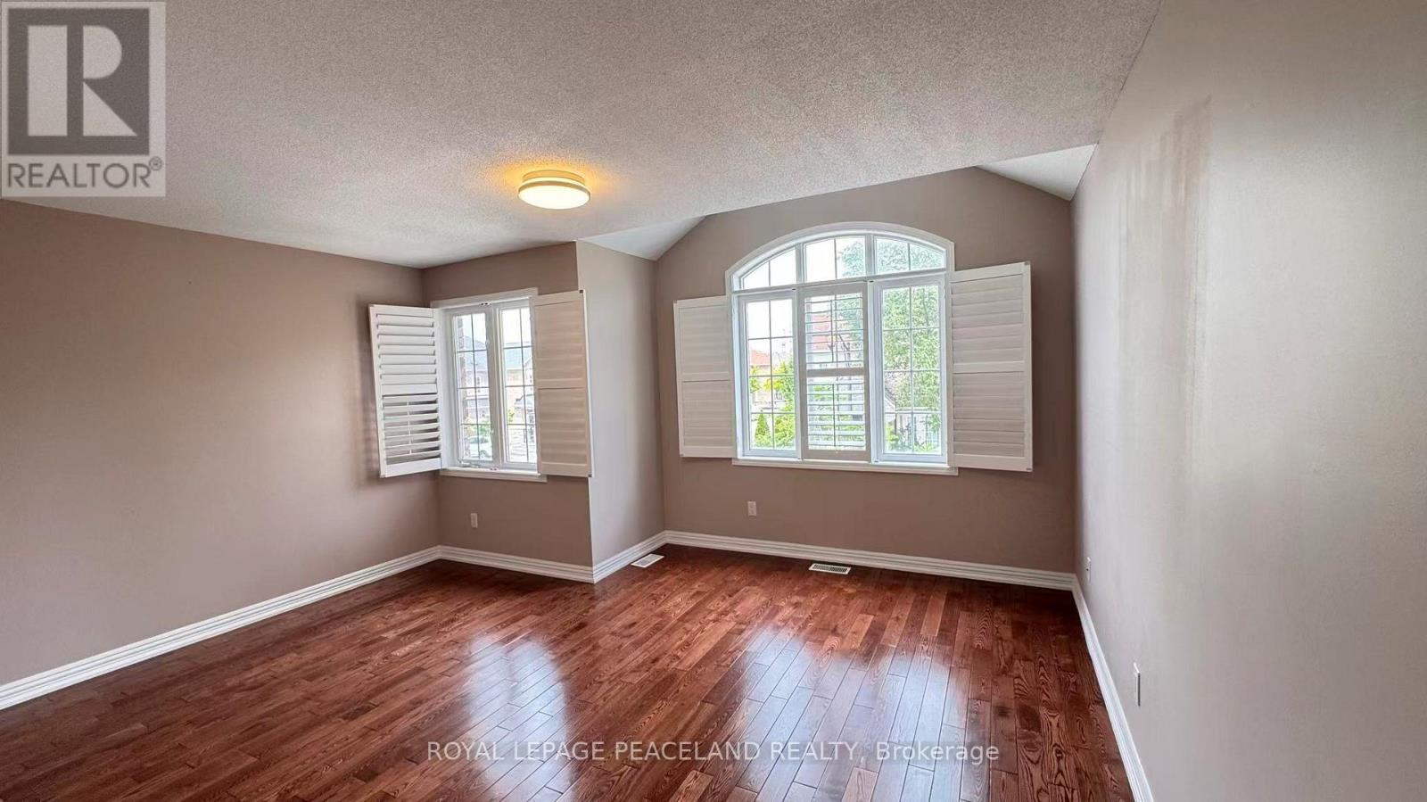 6 Cragg Crescent, Ajax, ON