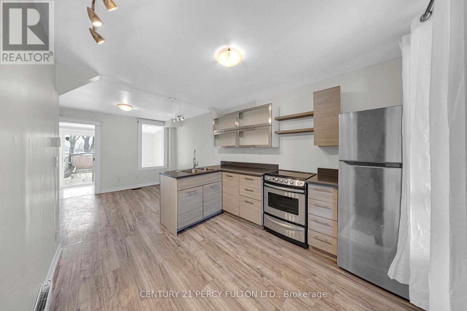 157 Olive Avenue, Oshawa, ON
