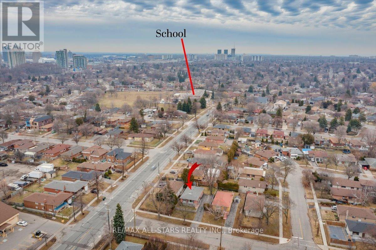 55 Sancrest Drive, Toronto, ON