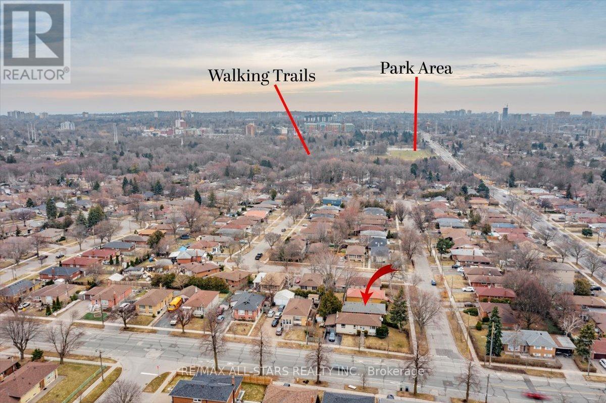 55 Sancrest Drive, Toronto, ON