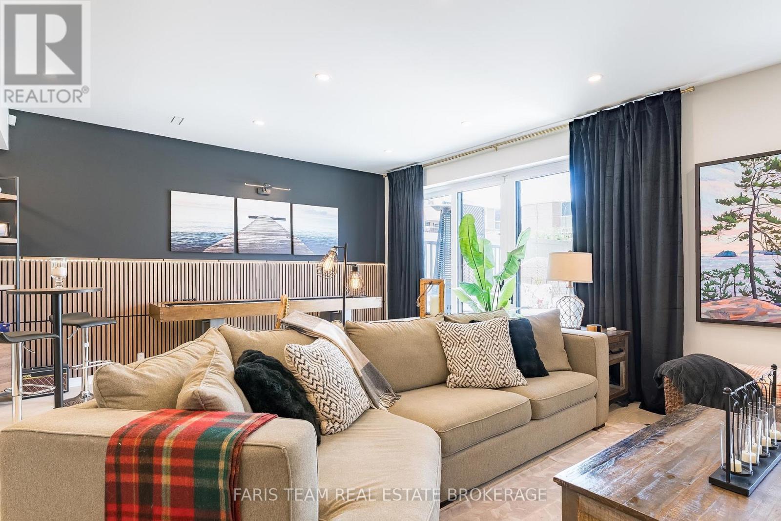 24 Grace Avenue, Orillia, ON