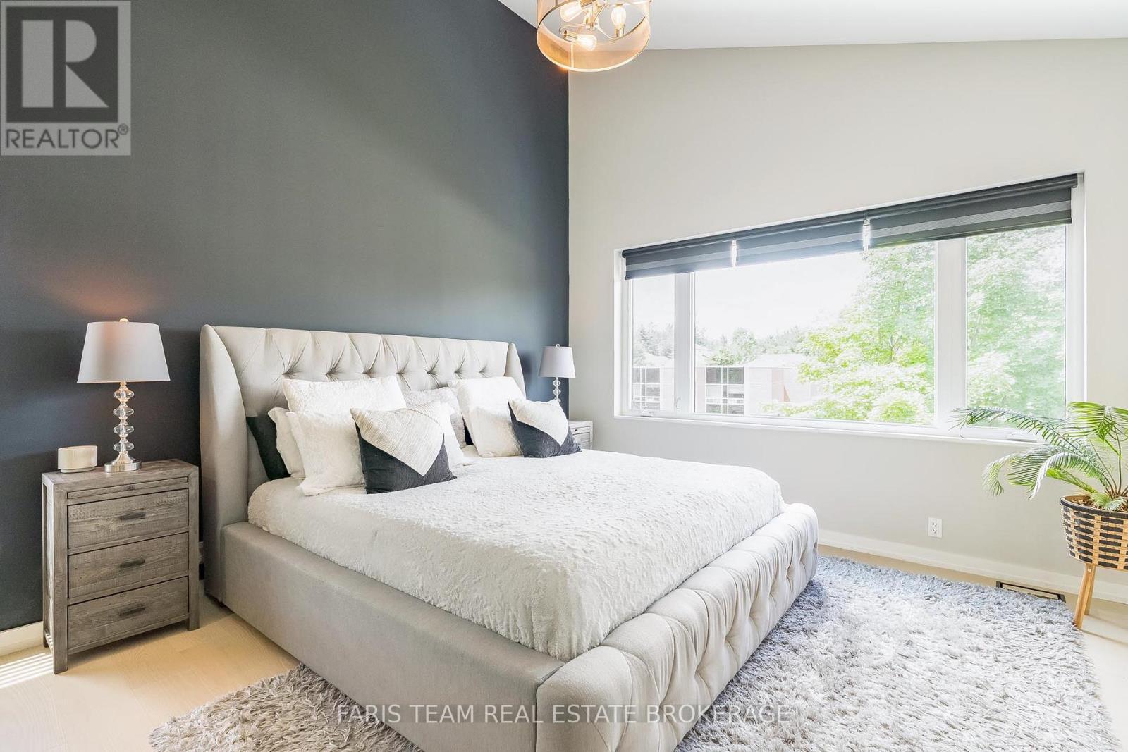 24 Grace Avenue, Orillia, ON