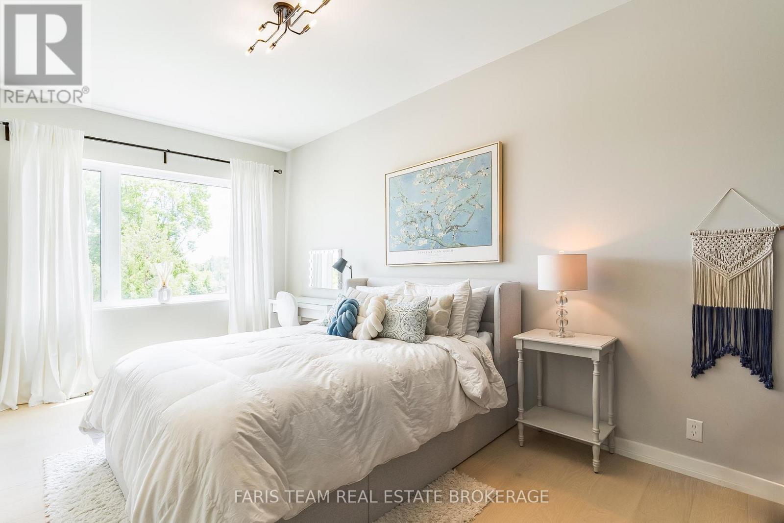 24 Grace Avenue, Orillia, ON