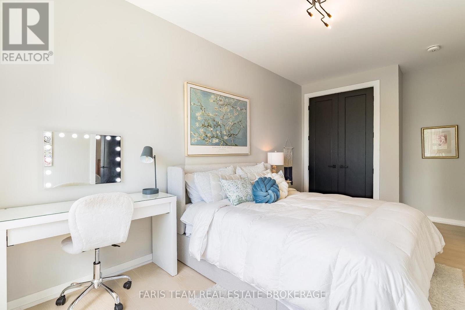 24 Grace Avenue, Orillia, ON