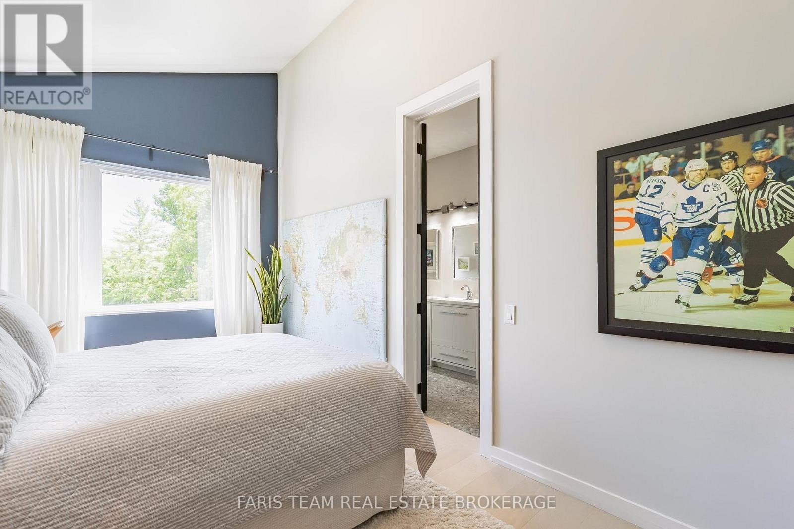 24 Grace Avenue, Orillia, ON