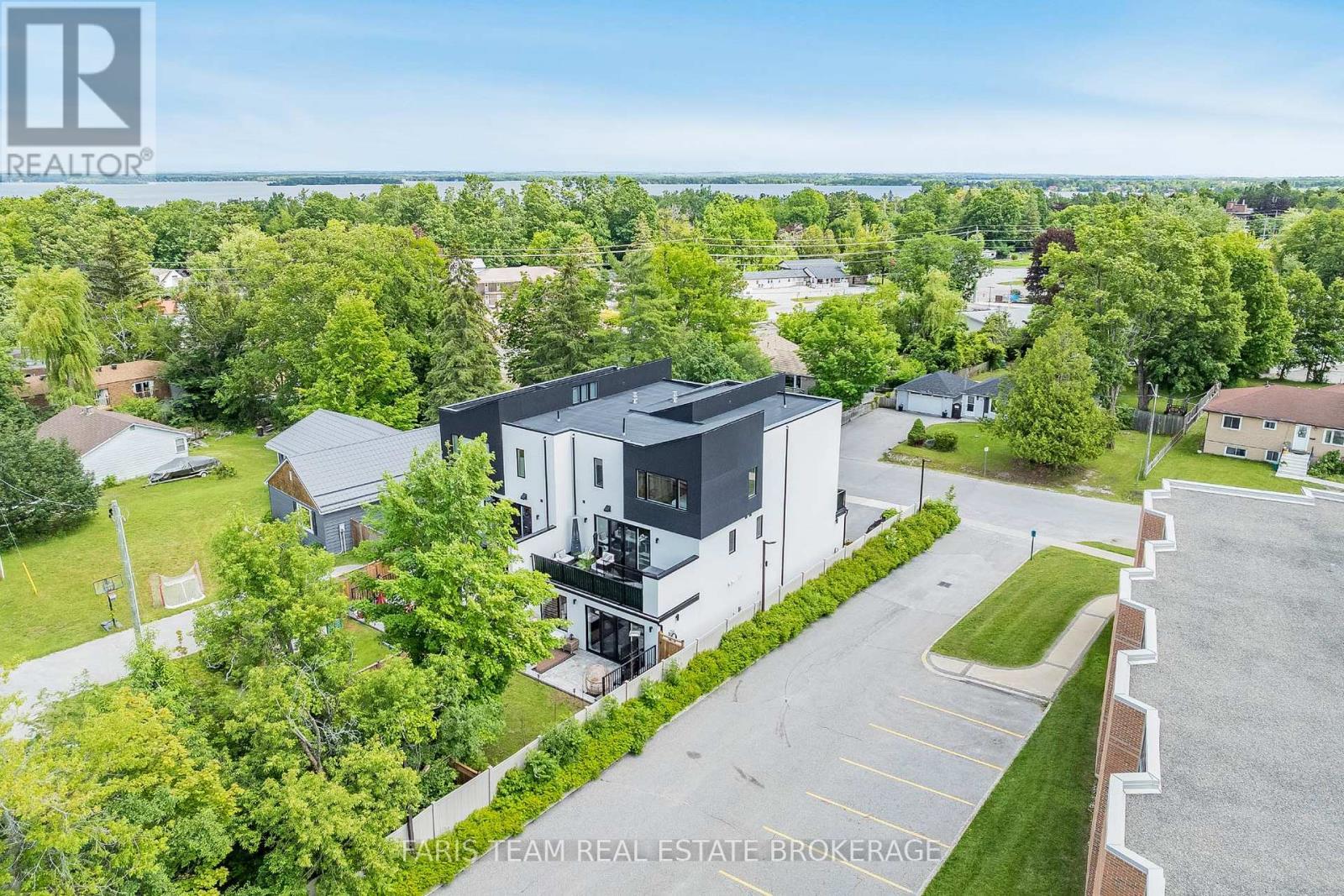 24 Grace Avenue, Orillia, ON