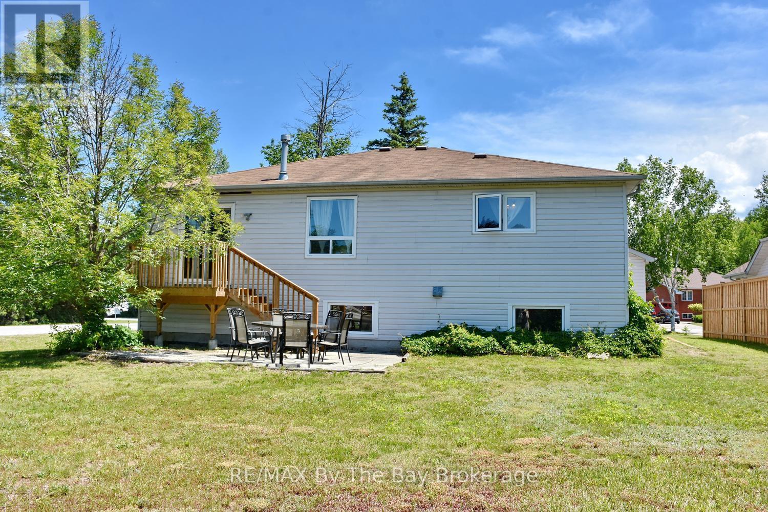 Corner Lot - 2 Birchmount Circle, Wasaga Beach, ON