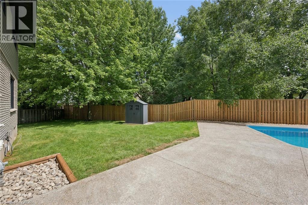 361 Coleridge Place, Waterloo, ON - Outdoor