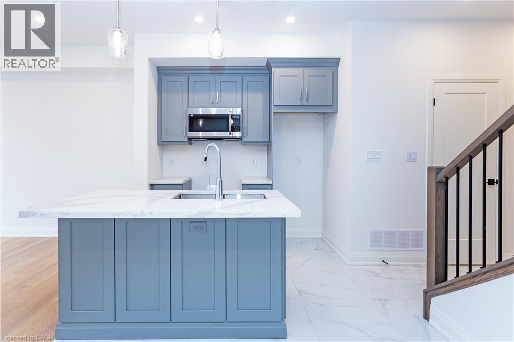 29 Dana Drive, Hamilton, ON