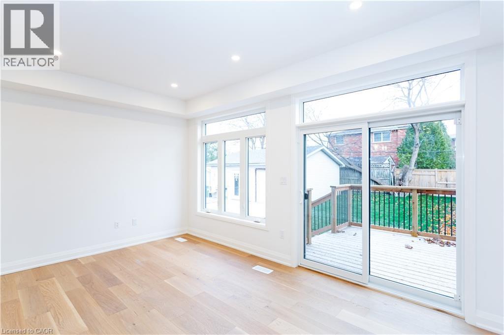 29 Dana Drive, Hamilton, ON