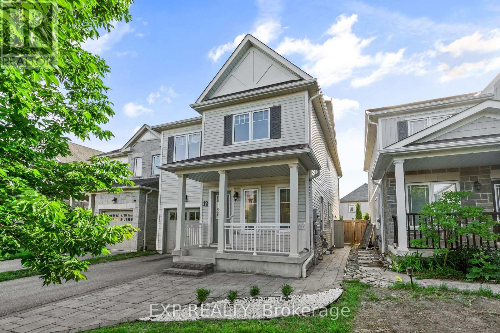 12 Mantz Crescent, Whitby, ON