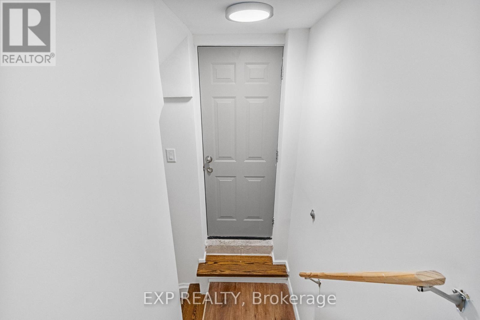 12 Mantz Crescent, Whitby, ON