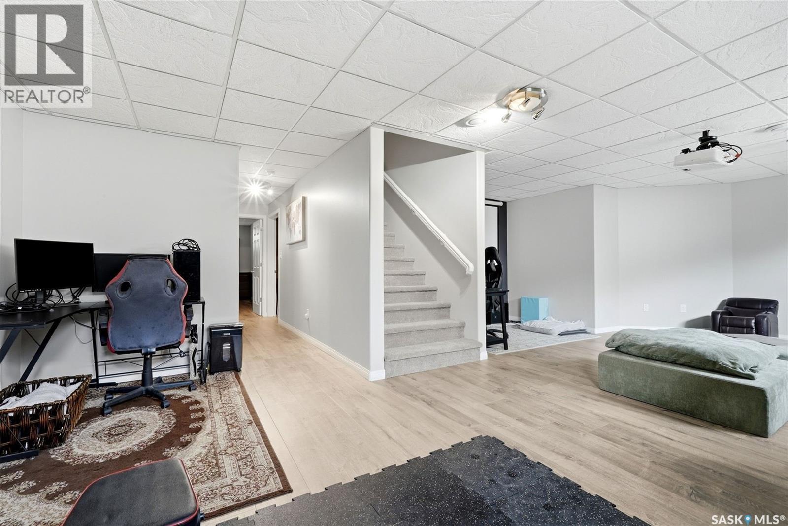 9 Brayden Bay, Grand Coulee, SK