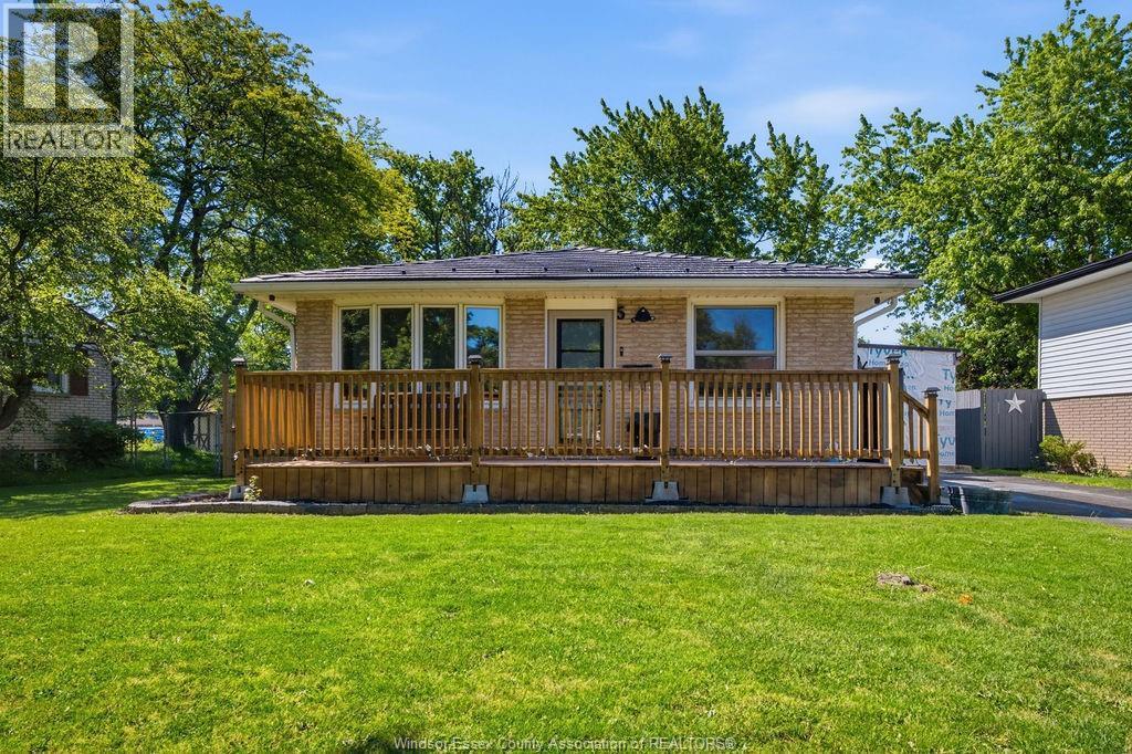 5 Jeffrey, Tilbury, ON