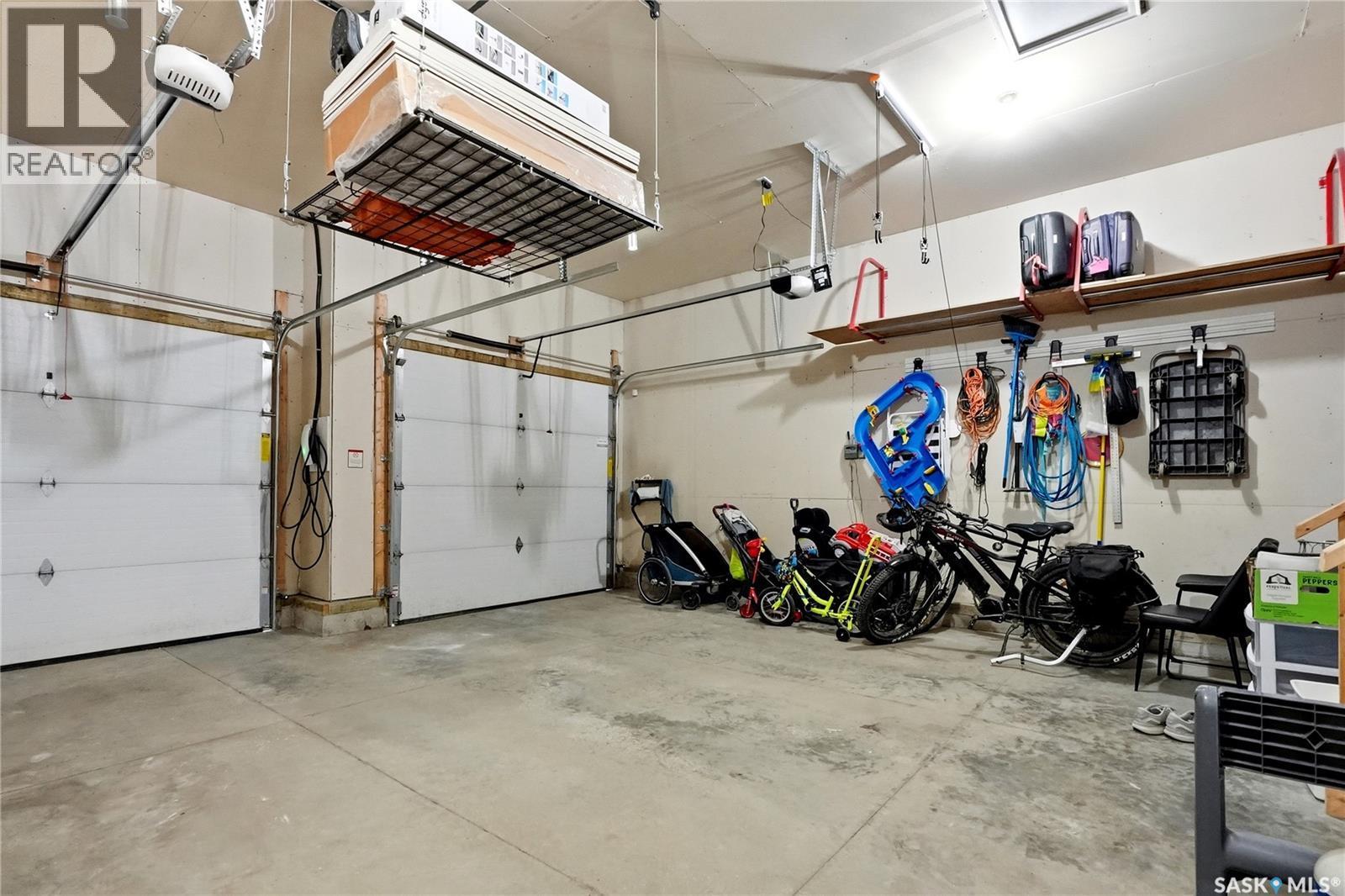 130 Sinclair Crescent, Saskatoon, SK