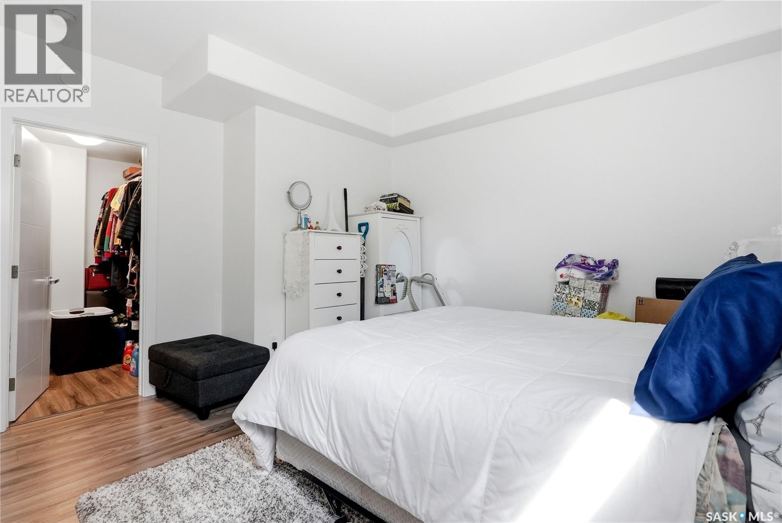 130 Sinclair Crescent, Saskatoon, SK