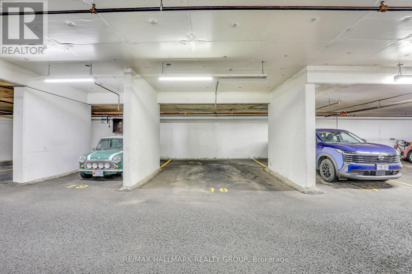 Oversized parking spot! - 511 - 330 Centrum Boulevard, Ottawa, ON