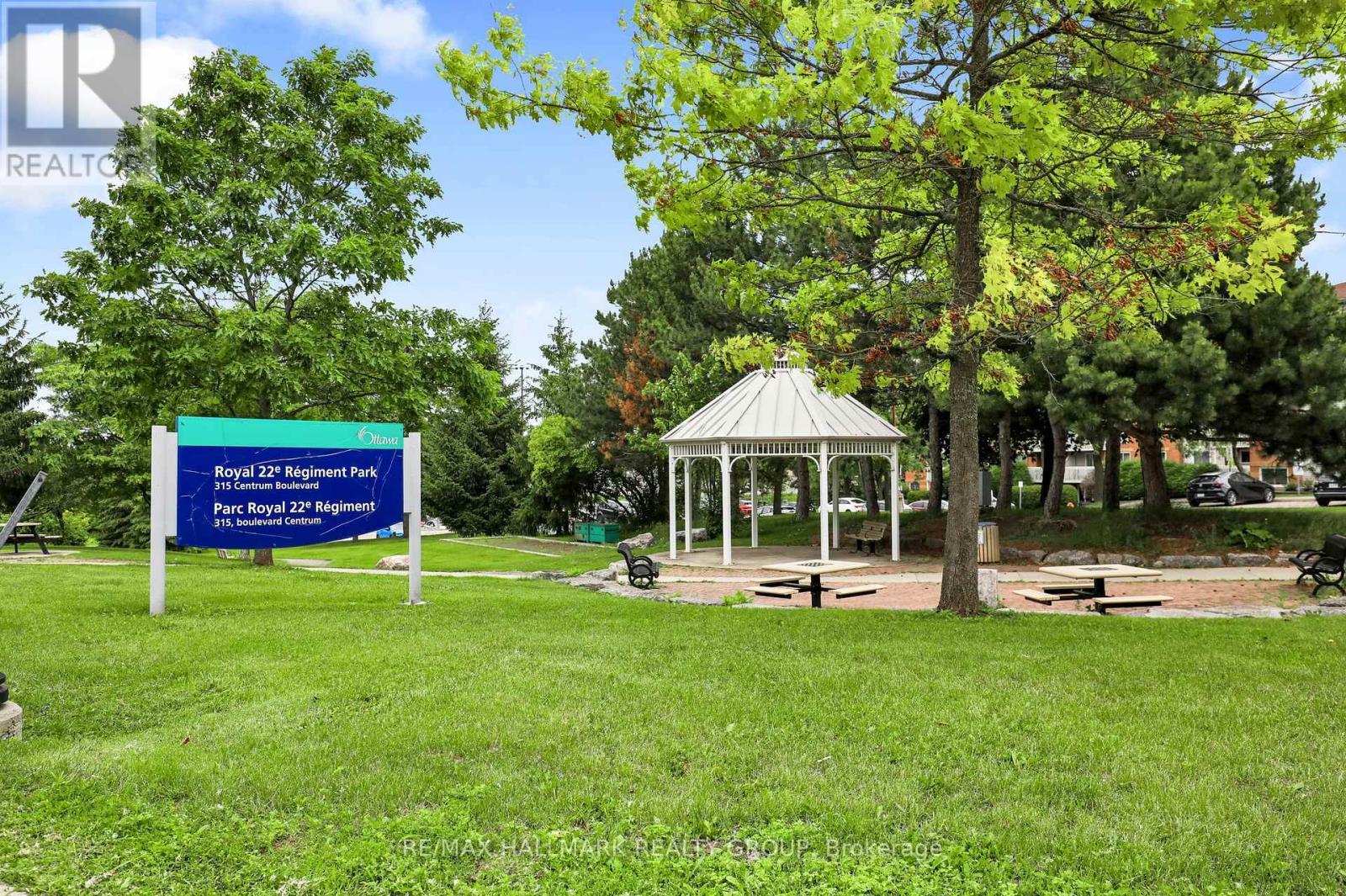 511 - 330 Centrum Boulevard, Ottawa, ON