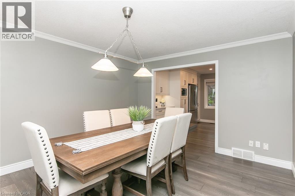 1774 Old Mill Road, Kitchener, ON - Indoor Photo Showing Dining Room