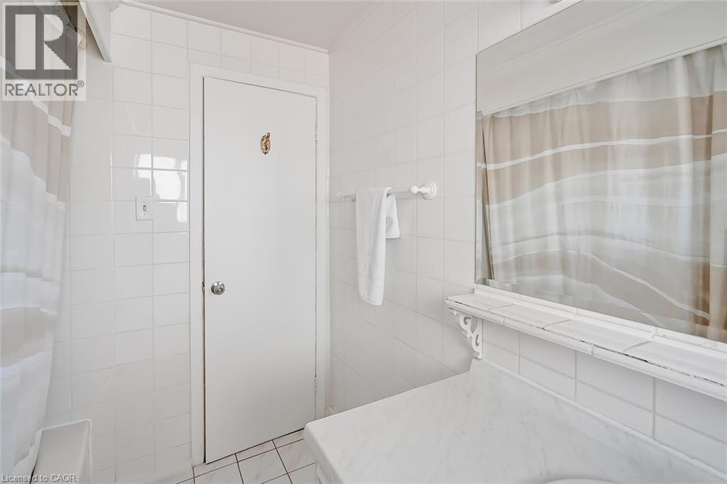 652 Ardleigh Crescent, Burlington, ON