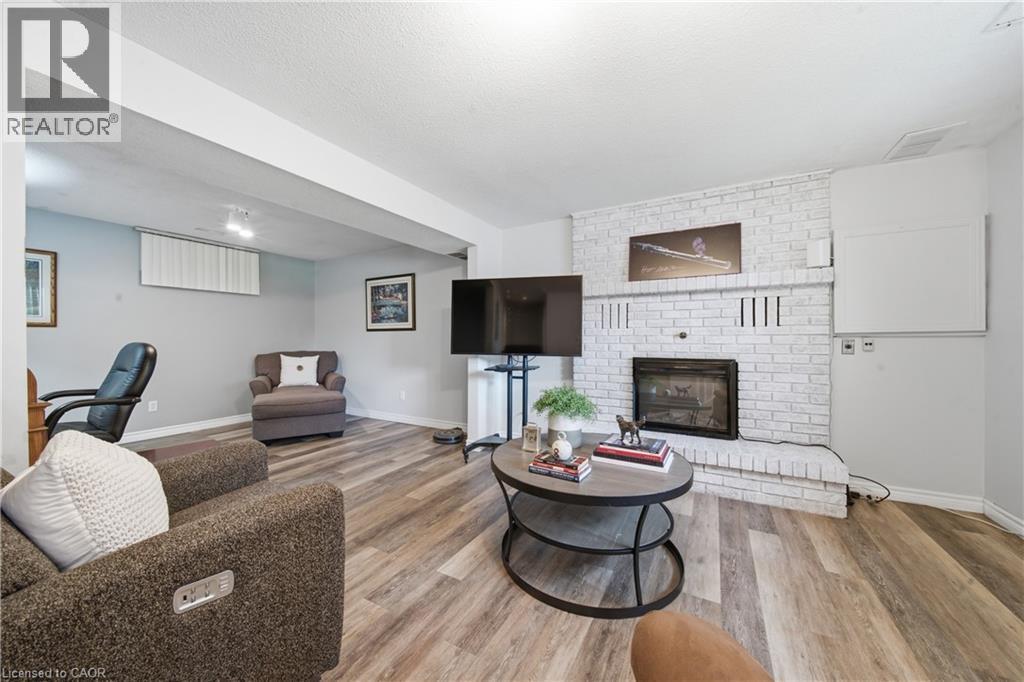 39 Wagoners Trail, Guelph, ON