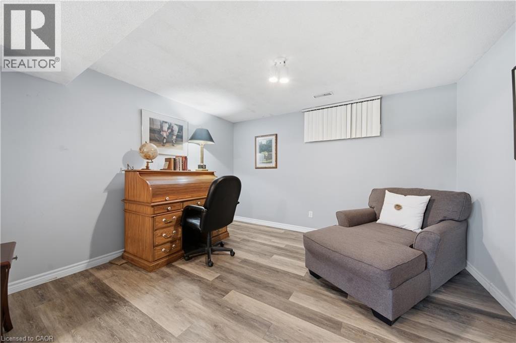 39 Wagoners Trail, Guelph, ON