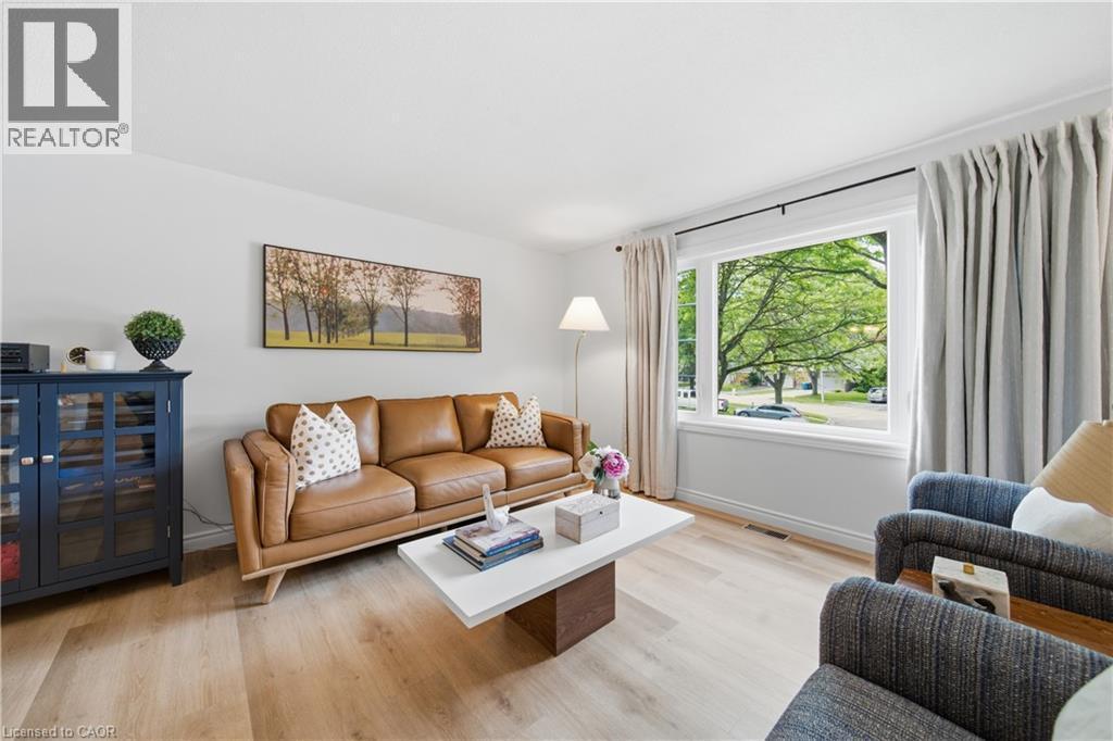 39 Wagoners Trail, Guelph, ON