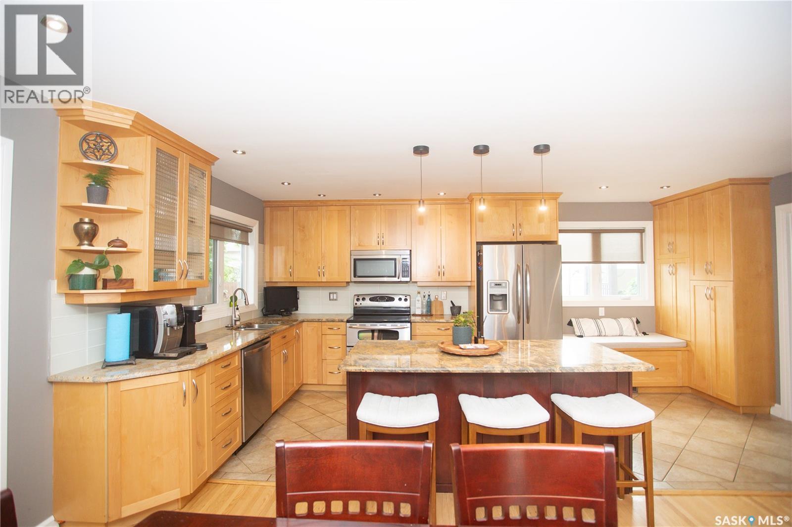 6 Harrington Place, Saskatoon, SK