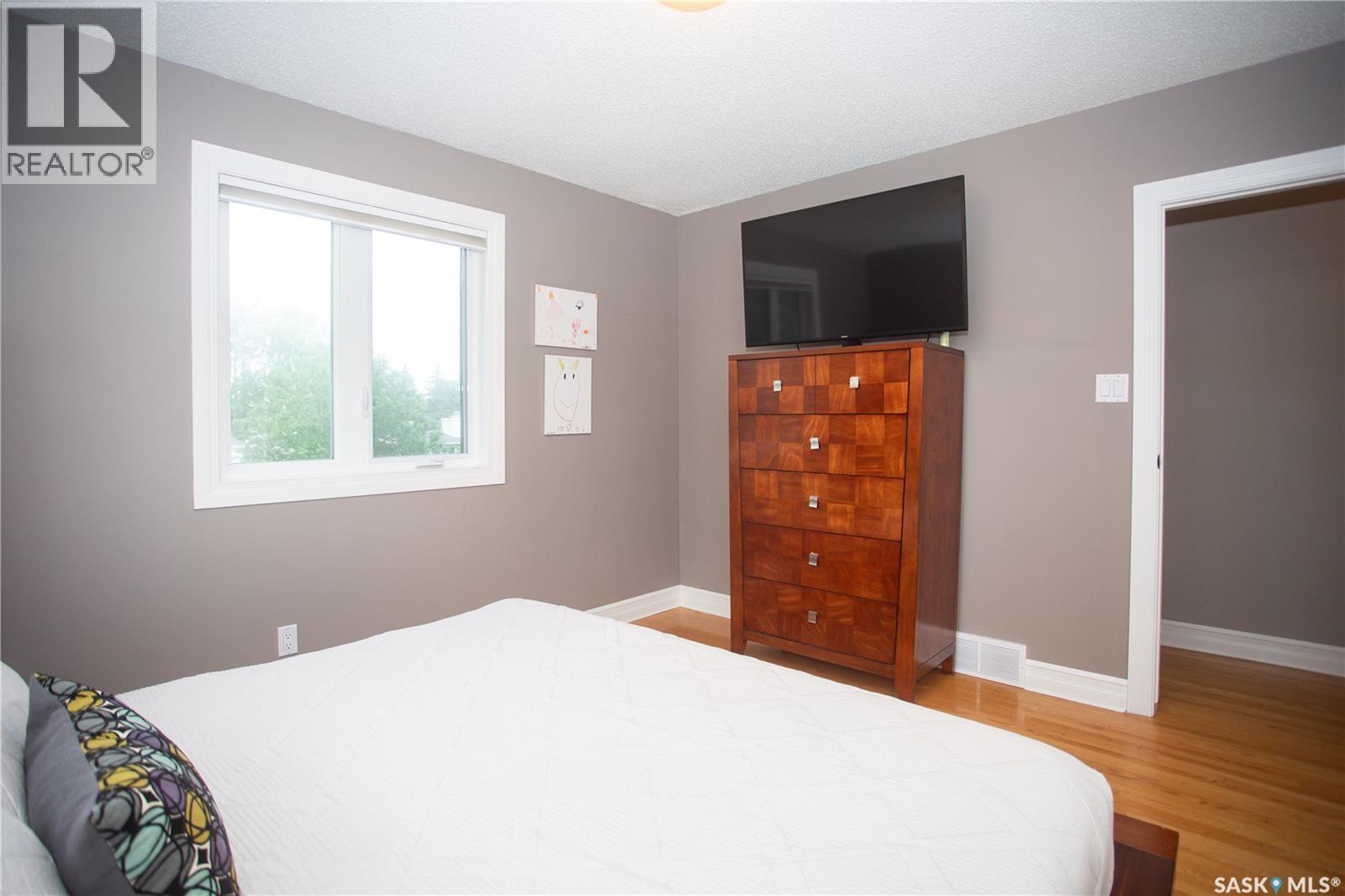 6 Harrington Place, Saskatoon, SK