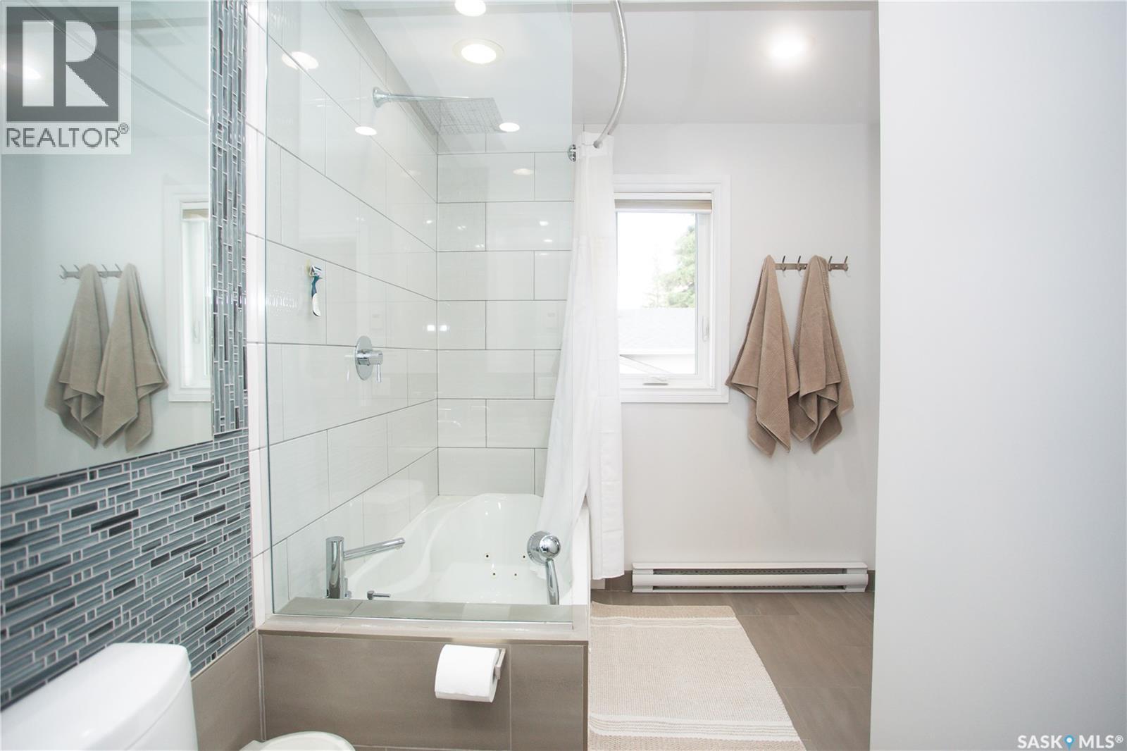 6 Harrington Place, Saskatoon, SK