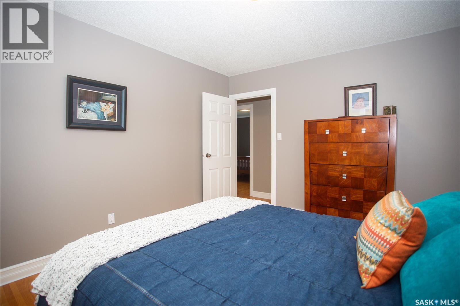 6 Harrington Place, Saskatoon, SK