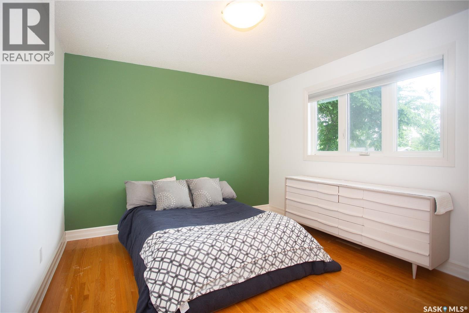 6 Harrington Place, Saskatoon, SK