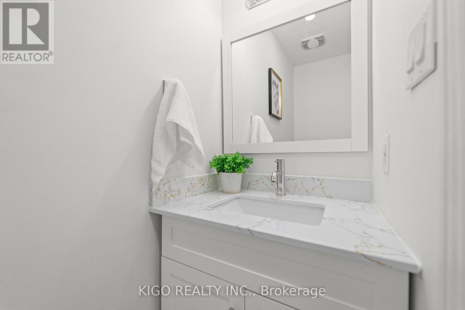 25 Bush Clover Crescent, Kitchener, ON