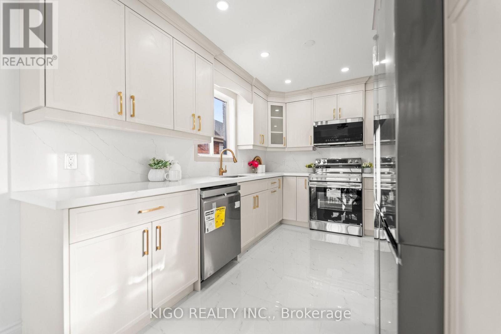 25 Bush Clover Crescent, Kitchener, ON