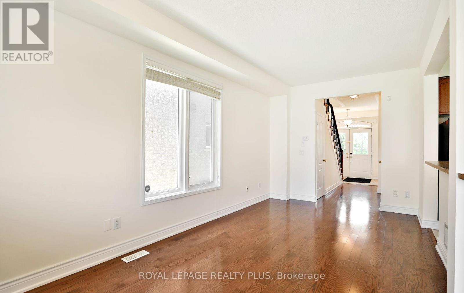 3877 Stardust Drive, Mississauga, ON - Indoor Photo Showing Other Room