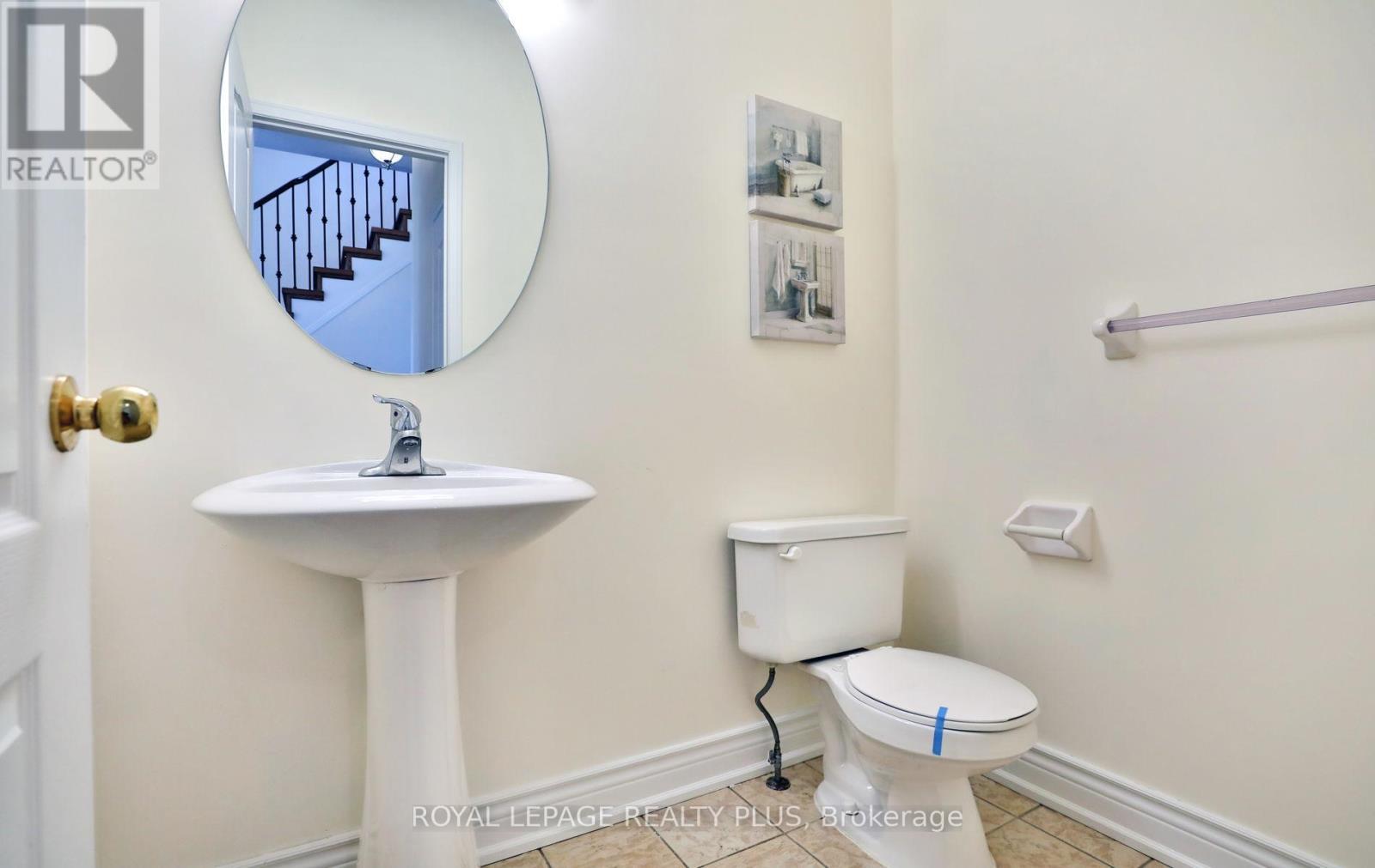 3877 Stardust Drive, Mississauga, ON - Indoor Photo Showing Bathroom