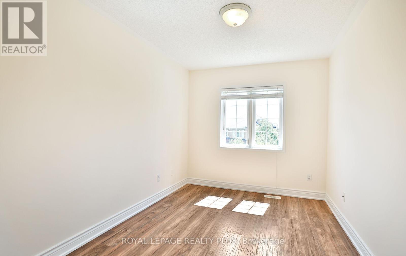 3877 Stardust Drive, Mississauga, ON - Indoor Photo Showing Other Room