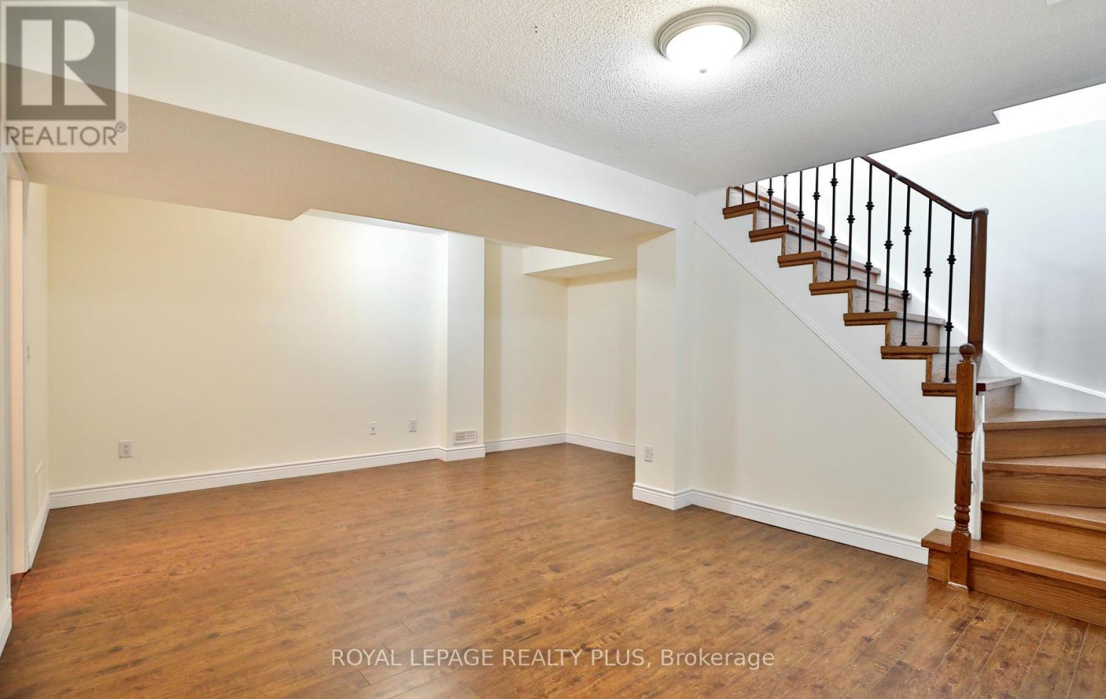 3877 Stardust Drive, Mississauga, ON - Indoor Photo Showing Other Room