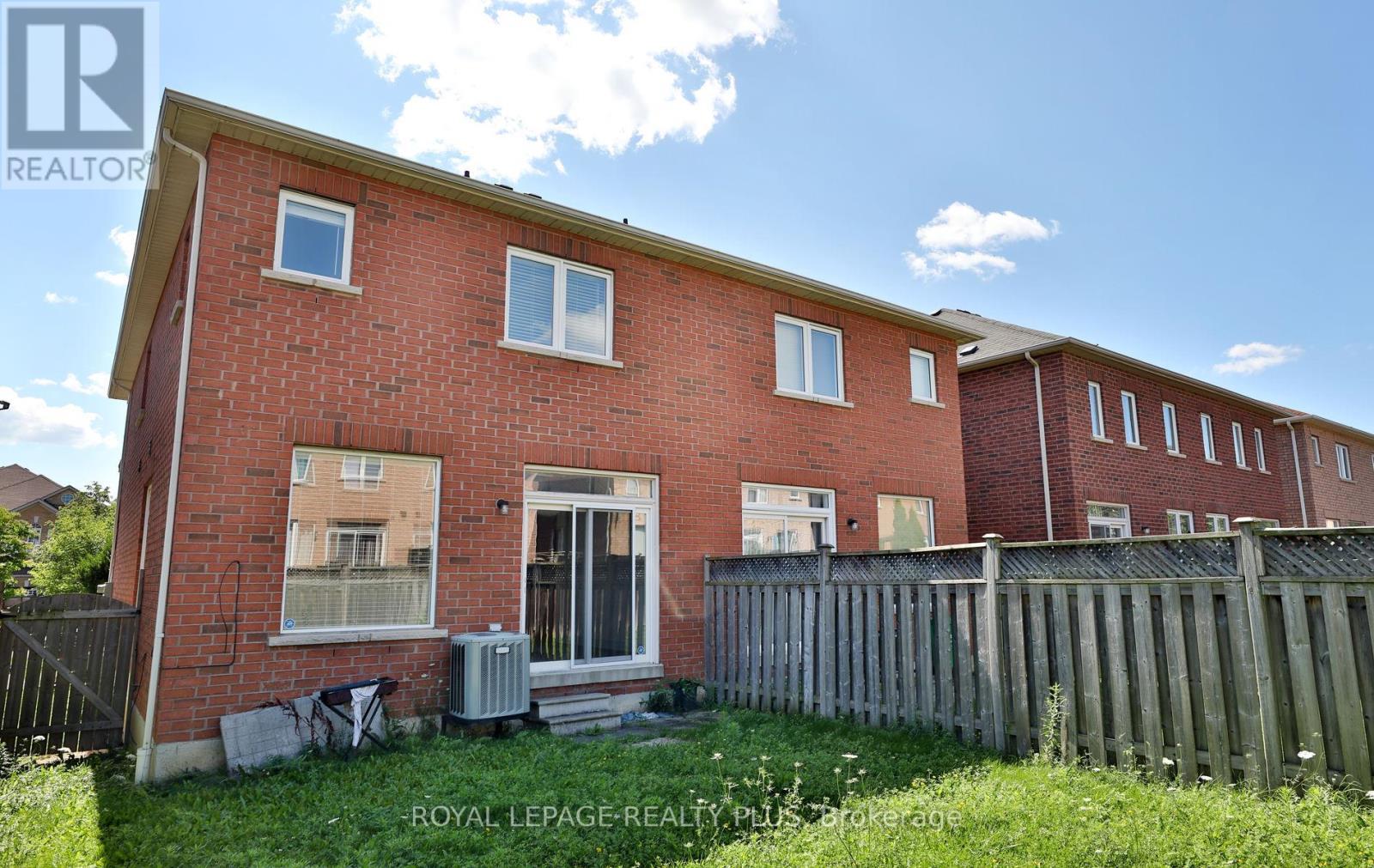 3877 Stardust Drive, Mississauga, ON - Outdoor With Exterior