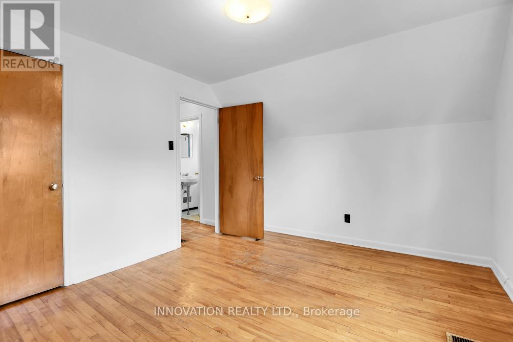 1956 Othello Avenue, Ottawa, ON