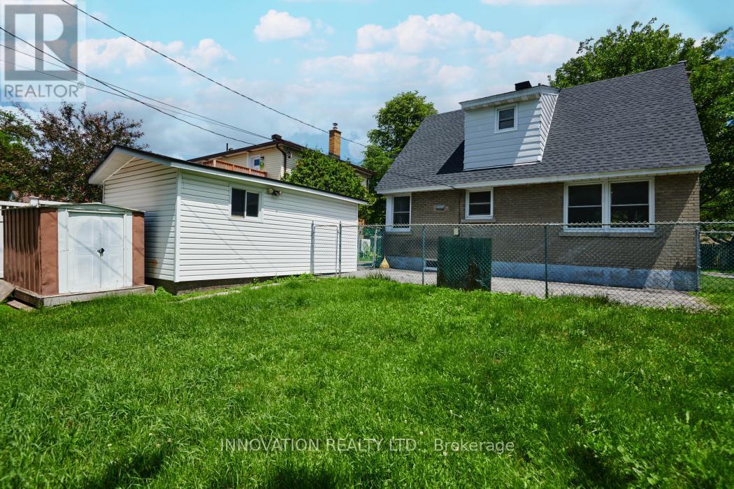 1956 Othello Avenue, Ottawa, ON