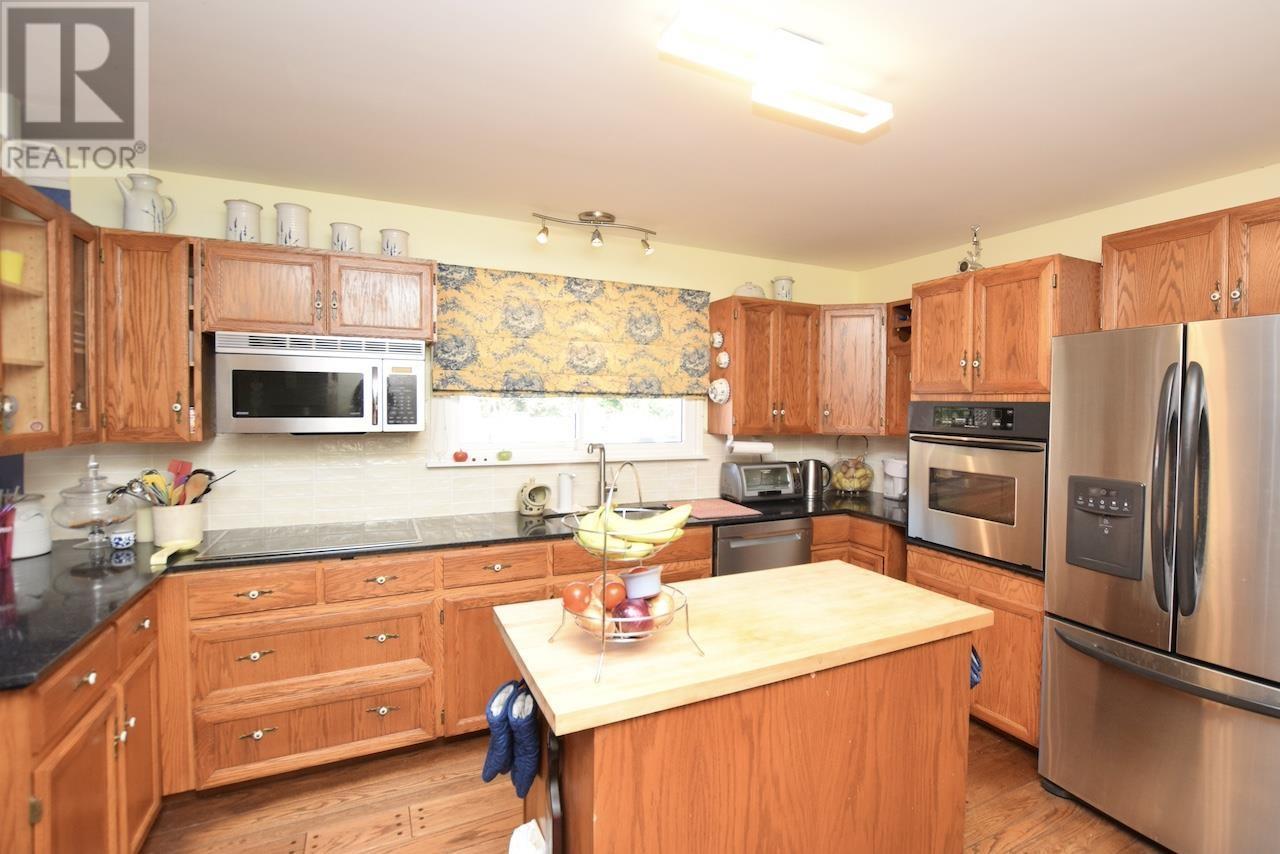 161 Leacock St, Blind River, ON