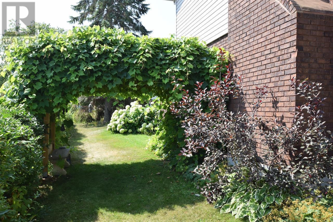 161 Leacock St, Blind River, ON