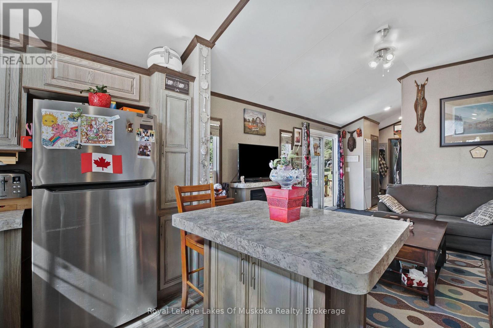 Kitchen - 5 - 98 North Shore Road, Kearney (Proudfoot), ON