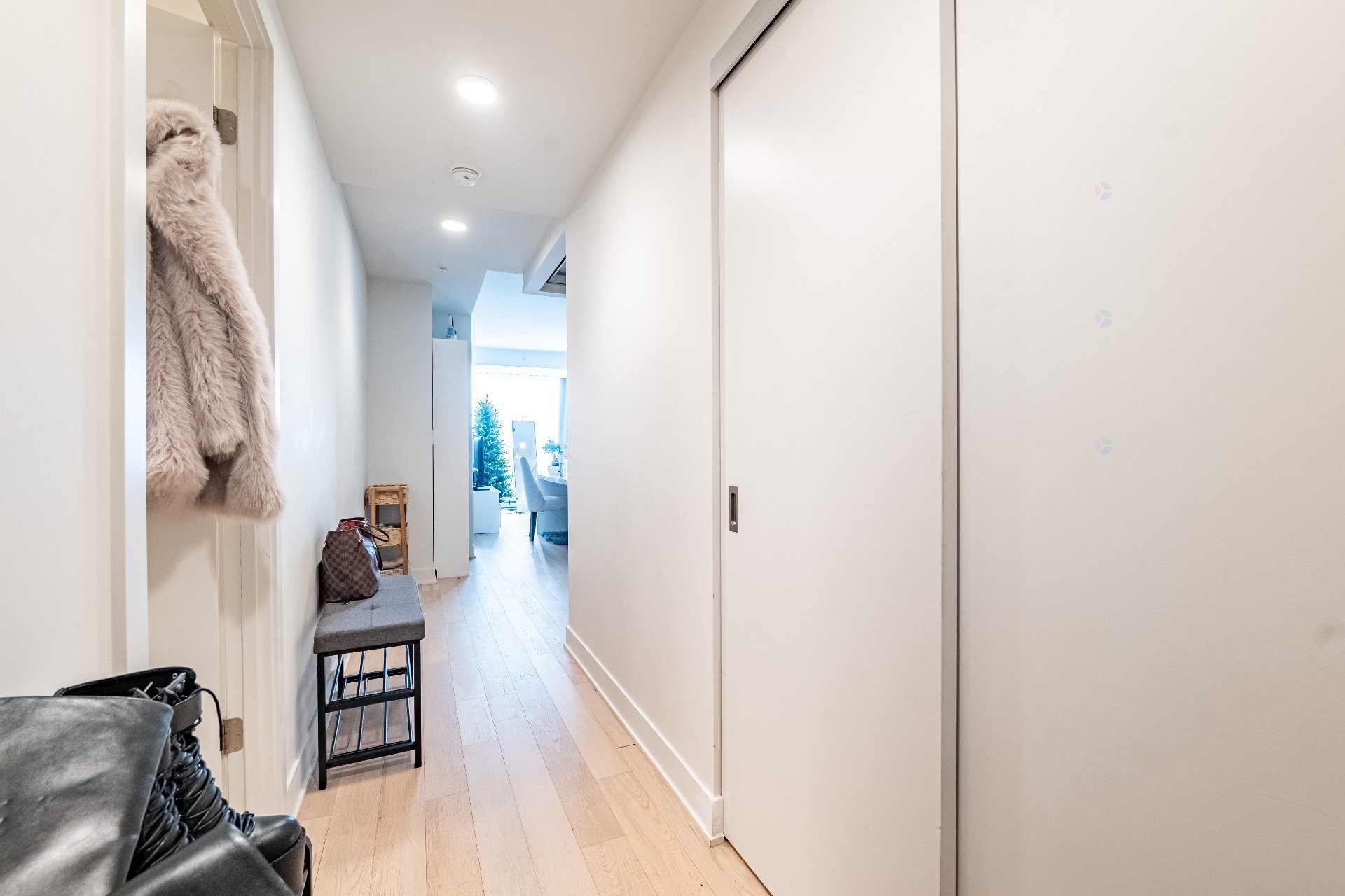 Passageway - 2203-1288 Rue St-Antoine O., Montréal (Ville-Marie), QC
