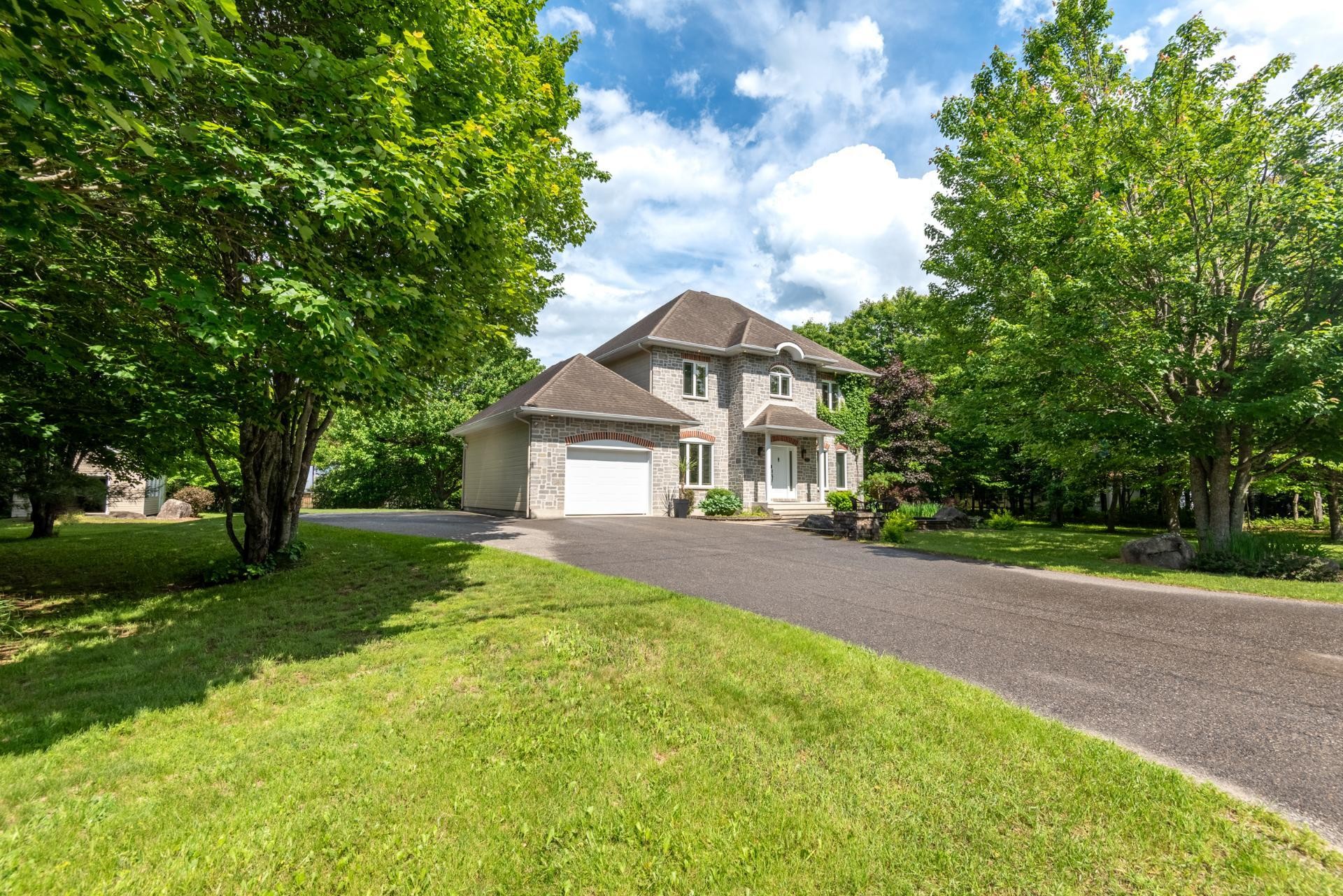 Front of Structure - 735 Ch. Brousseau, Labelle, QC