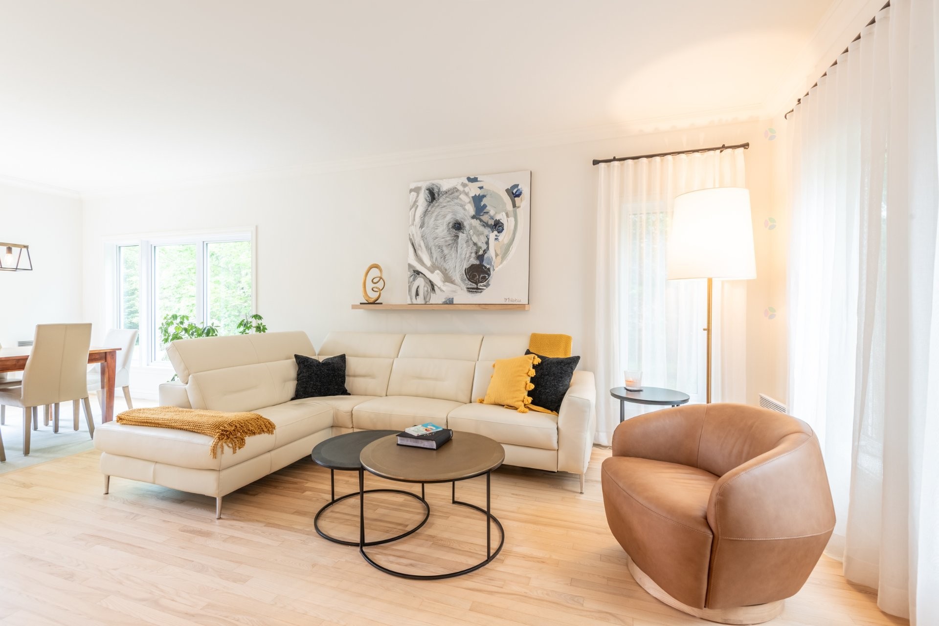 Living Room - 735 Ch. Brousseau, Labelle, QC